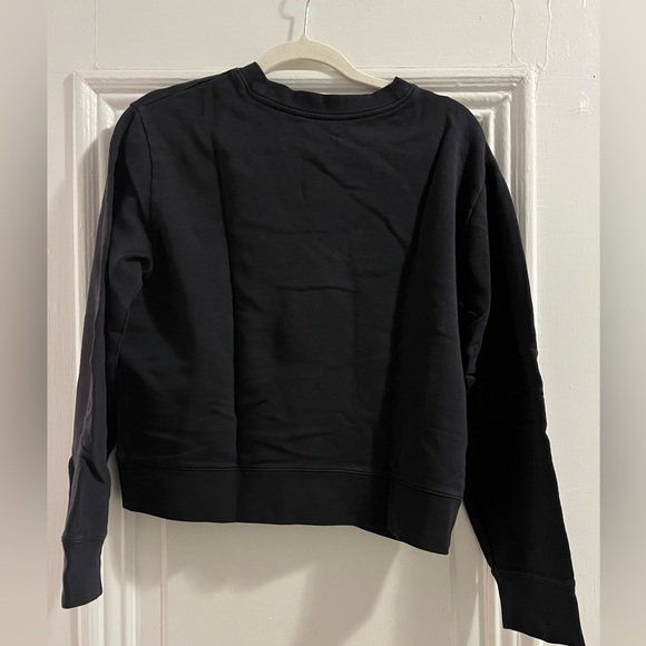 Vince Women's Black Crew Neck Sweatshirt - Picture 2 of 3